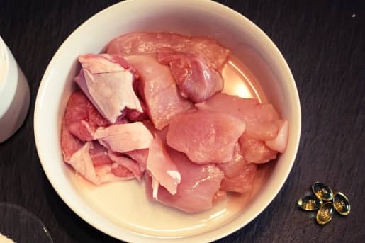 13+ Alimentos prohibidos para tu Bichón Maltés 18 carne cruda prohibida para perro maltes